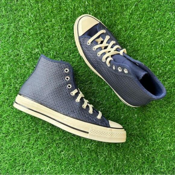 🍀New Converse Chuck Taylor All Star Chuck 70 Hi Midnight Navy - Picture 3 of 7